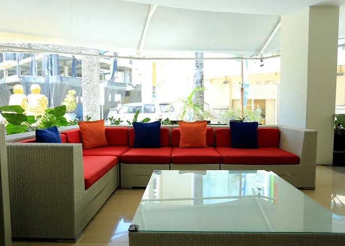 Reddoorz @ Istana Kuta Galeria كوتا